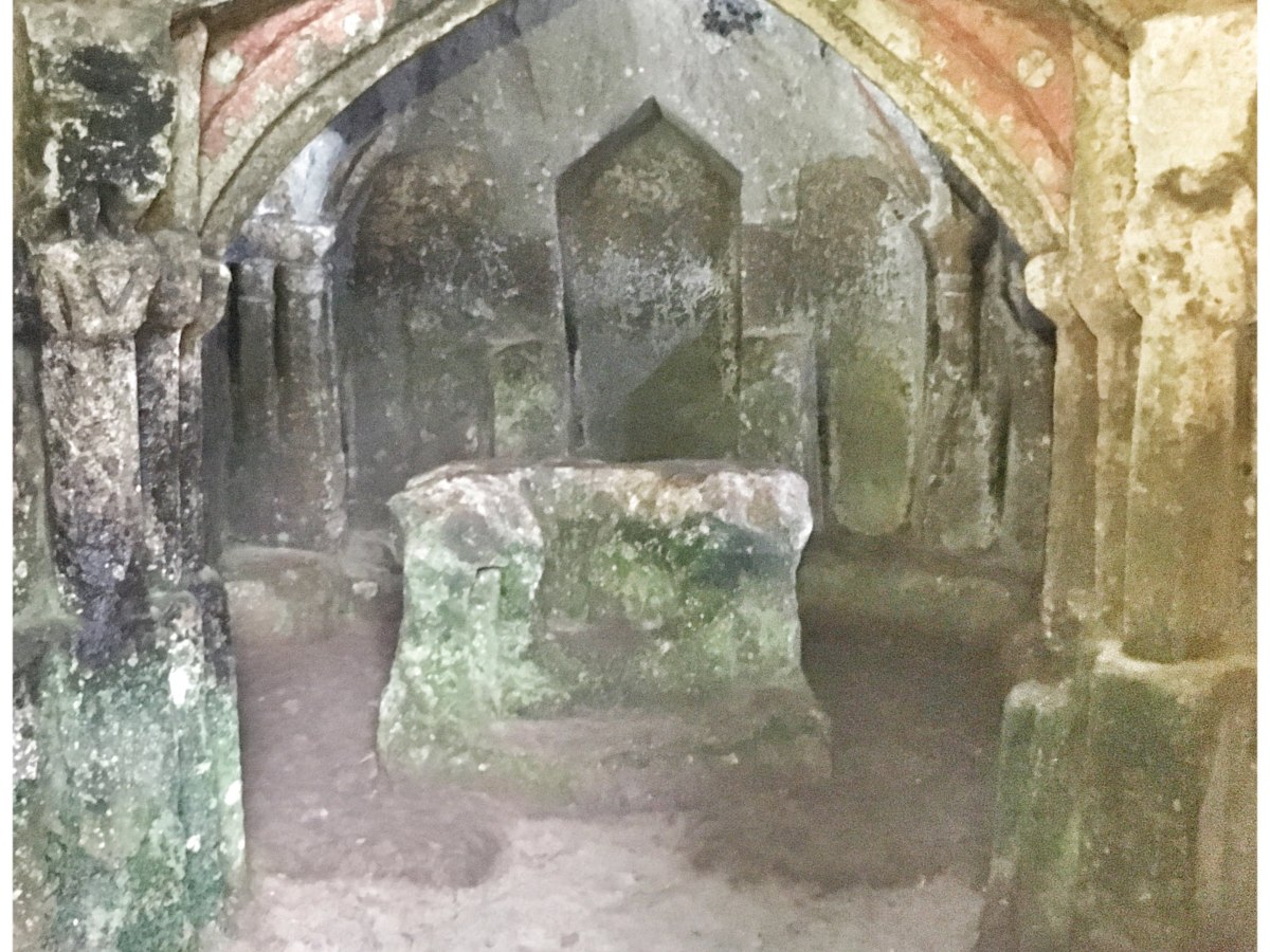 テンプル騎士団の聖域？！　ポッジョ・コンテの聖窟