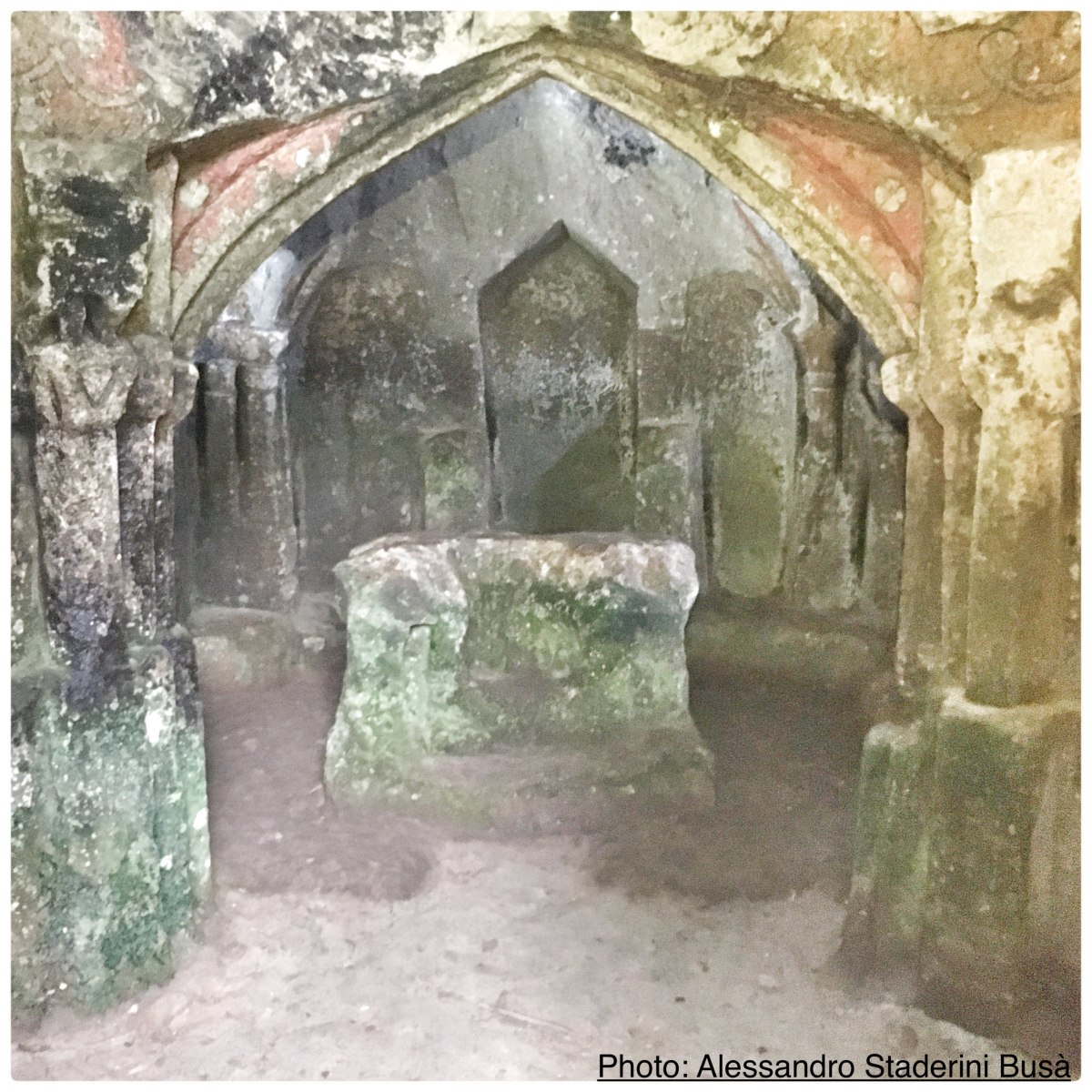 テンプル騎士団の聖域？！　ポッジョ・コンテの聖窟